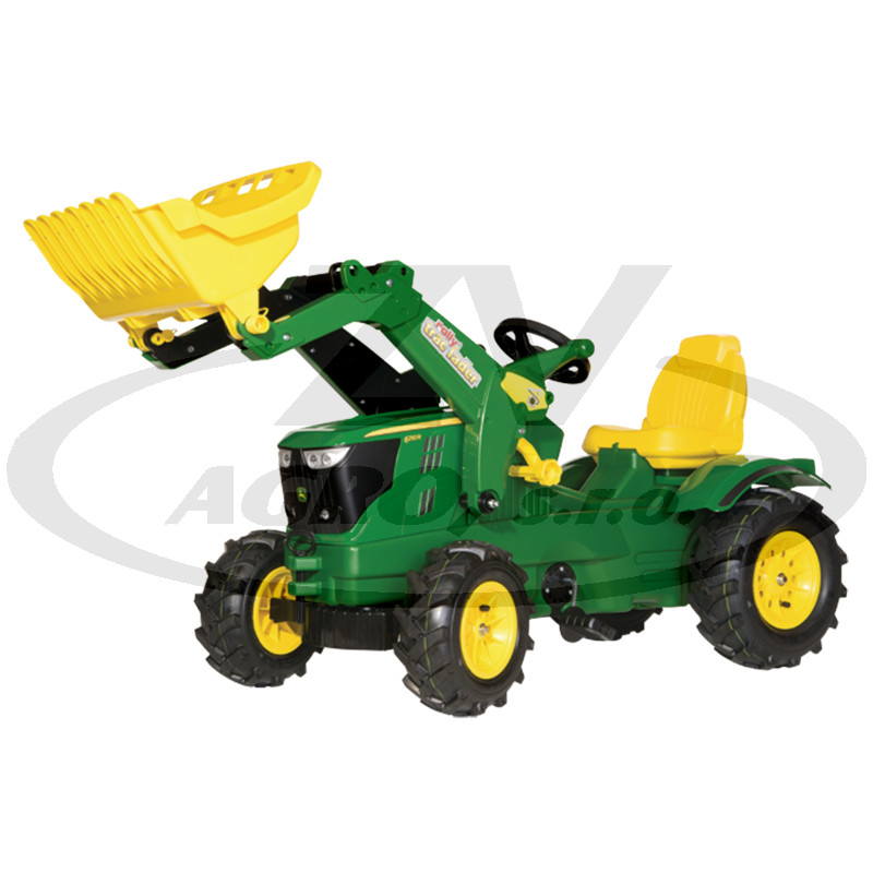 John Deere 6210 R - S nakladačem a pneumatikami plněnými vzduchem